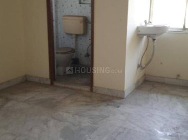 3 BHK Apartment in Picnic Garden for resale Kolkata. The reference number is 20047934