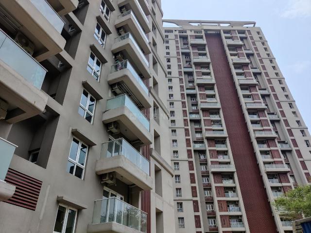 3 BHK Apartment in Picnic Garden for resale Kolkata. The reference number is 20109419