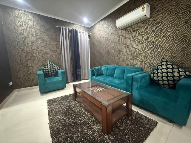 3 BHK Apartment in PR7 Airport Road for rent Zirakpur. The reference number is 20159295