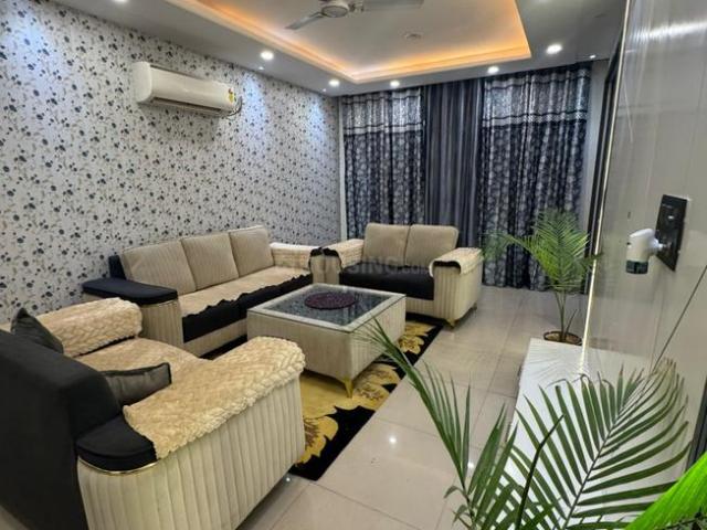 3 BHK Apartment in PR7 Airport Road for rent Zirakpur. The reference number is 20209452