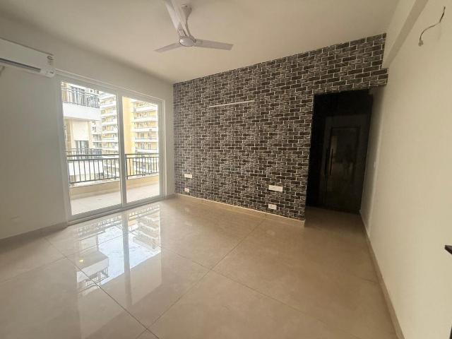 3 BHK Apartment in PR7 Airport Road for rent Zirakpur. The reference number is 20701651