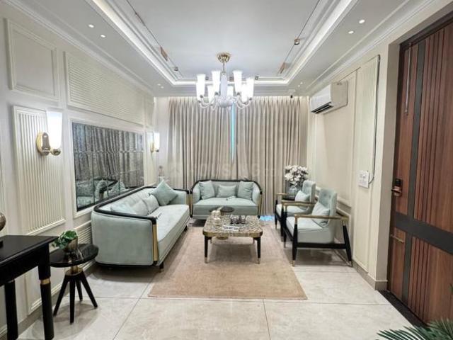 3 BHK Apartment in PR7 Airport Road for resale Zirakpur. The reference number is 20925034