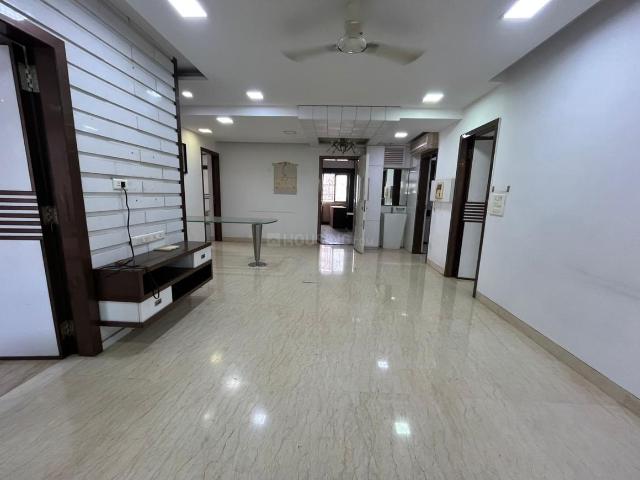 3 BHK Apartment in Prabhadevi for rent Mumbai. The reference number is 19879827