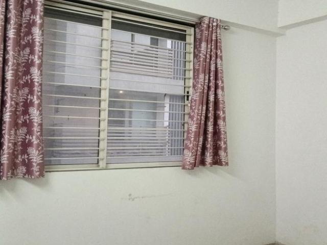 3 BHK Apartment in Prahlad Nagar for rent Ahmedabad. The reference number is 12921696