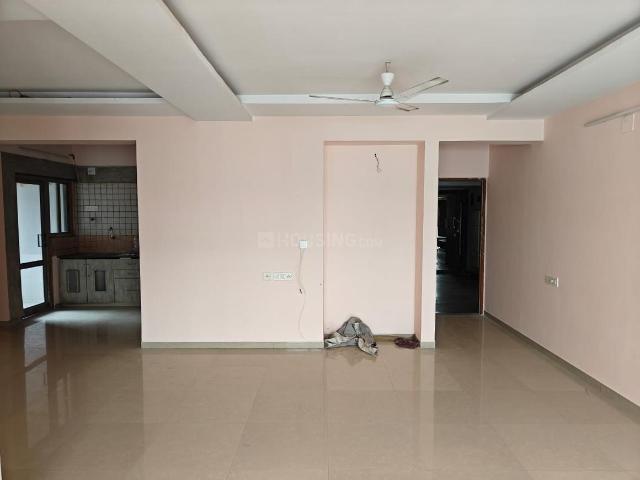 3 BHK Apartment in Prahlad Nagar for rent Ahmedabad. The reference number is 15000775