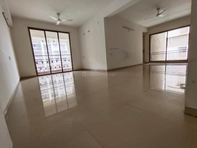 3 BHK Apartment in Prahlad Nagar for rent Ahmedabad. The reference number is 18418995