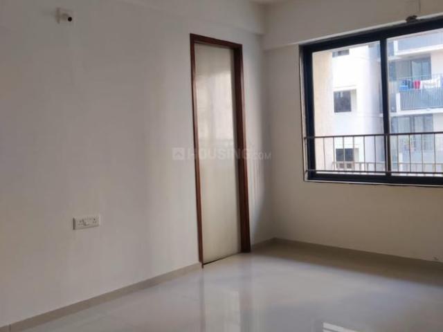 3 BHK Apartment in Prahlad Nagar for rent Ahmedabad. The reference number is 19785325