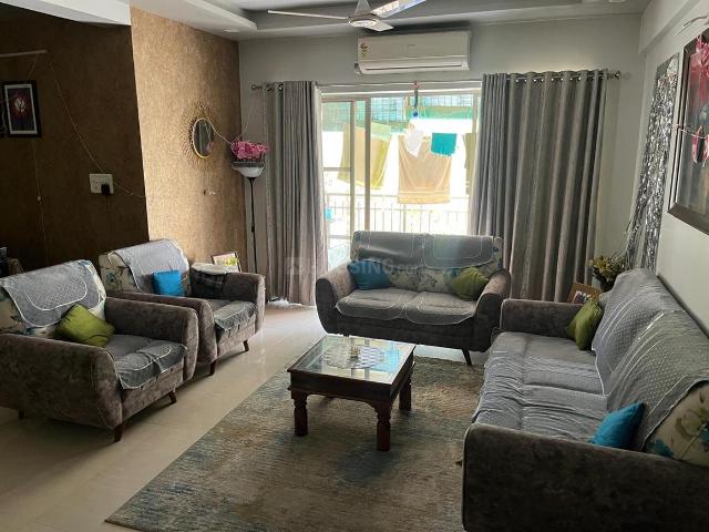 3 BHK Apartment in Prahlad Nagar for rent Ahmedabad. The reference number is 19793007