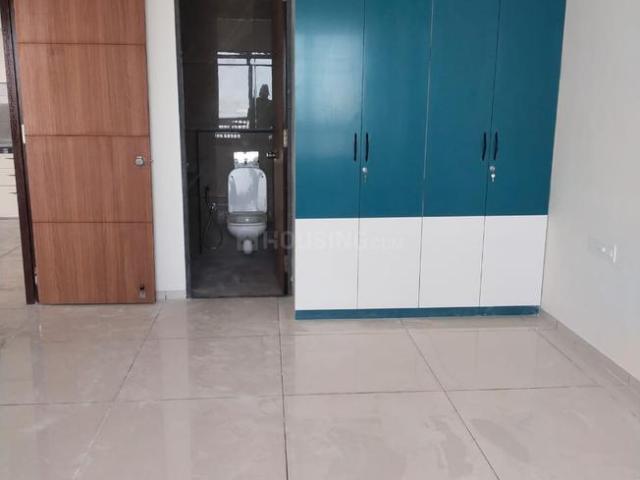 3 BHK Apartment in Prahlad Nagar for rent Ahmedabad. The reference number is 19932294