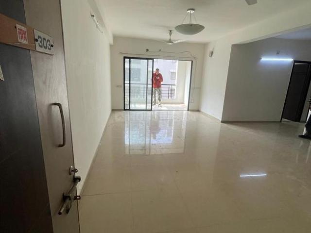 3 BHK Apartment in Prahlad Nagar for rent Ahmedabad. The reference number is 20952171