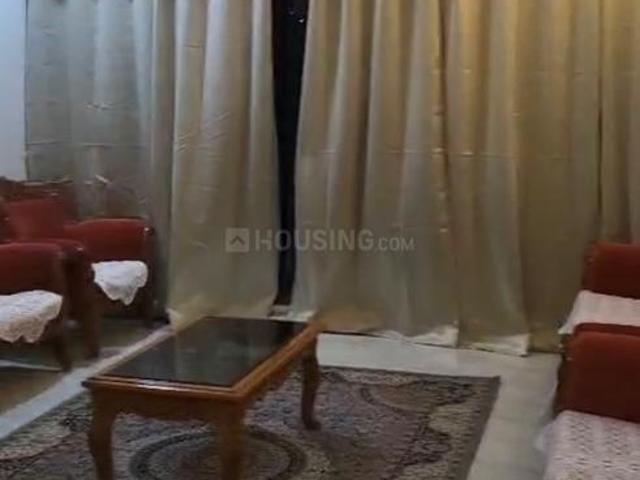 3 BHK Apartment in Prahlad Nagar for rent Ahmedabad. The reference number is 20240337