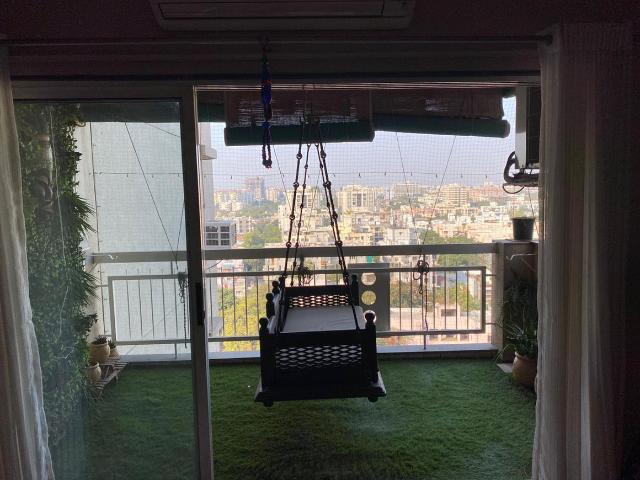 3 BHK Apartment in Prahlad Nagar for rent Ahmedabad. The reference number is 8970831