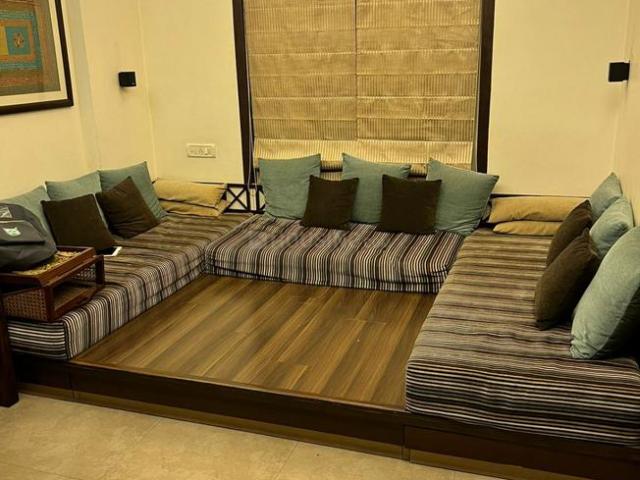 3 BHK Apartment in Prahlad Nagar for resale Ahmedabad. The reference number is 19849358
