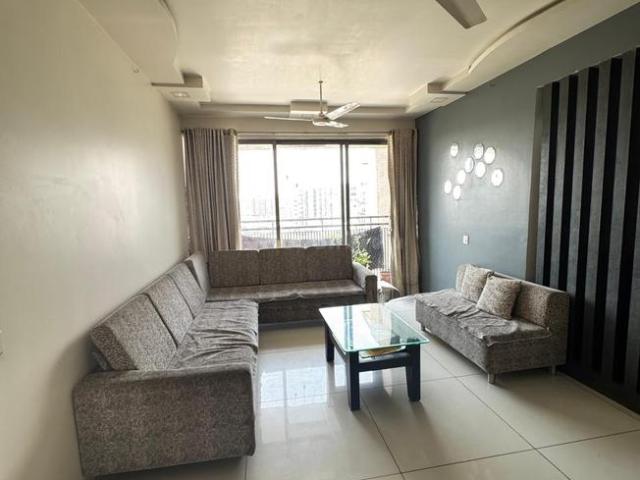 3 BHK Apartment in Prahlad Nagar for resale Ahmedabad. The reference number is 20245840