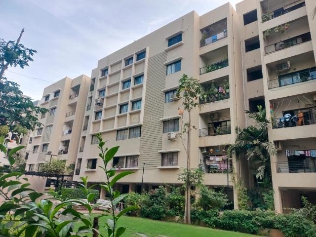 3 BHK Apartment in Prahlad Nagar for resale Ahmedabad. The reference number is 20249915