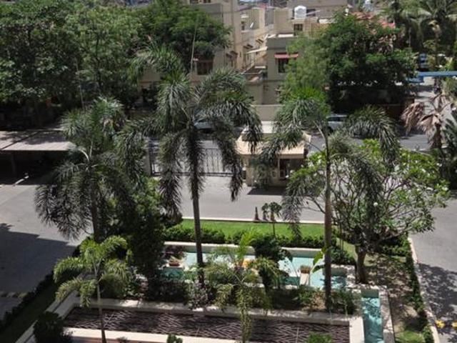 3 BHK Apartment in Prahlad Nagar for resale Ahmedabad. The reference number is 20501482