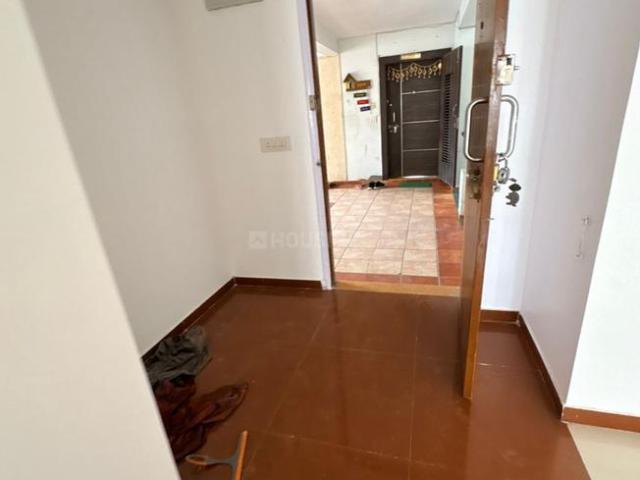 3 BHK Apartment in Prahlad Nagar for resale Ahmedabad. The reference number is 20535876
