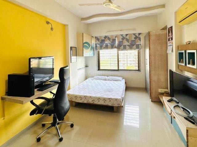 3 BHK Apartment in Prahlad Nagar for resale Ahmedabad. The reference number is 20848035