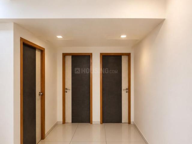 3 BHK Apartment in Prahlad Nagar for resale Ahmedabad. The reference number is 20884333