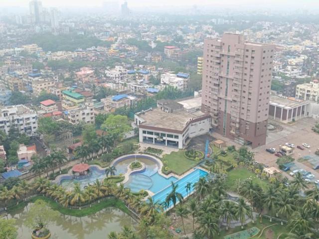 3 BHK Apartment in Prince Anwar Shah Connector for resale Kolkata. The reference number is 19974097