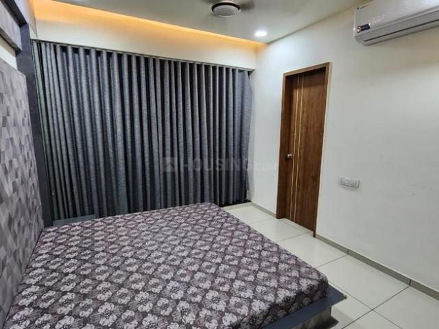 3 BHK Apartment in Radhika Park for rent Rajkot. The reference number is 12992462