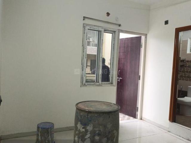 3 BHK Apartment in Kondapur for rent Hyderabad. The reference number is 20978068