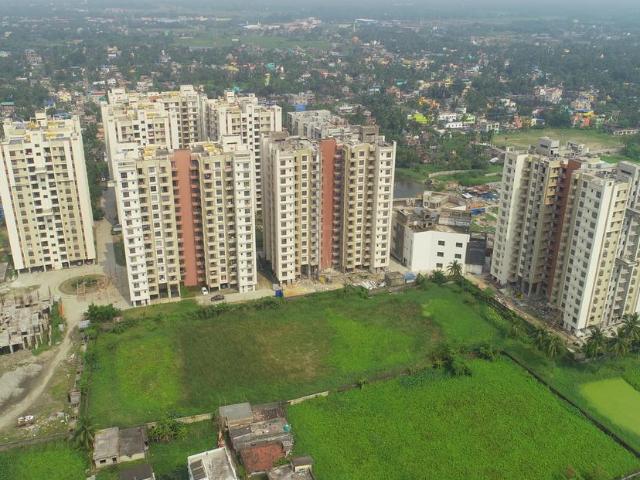 3 BHK Apartment in Rahara for resale Kolkata. The reference number is 18534749