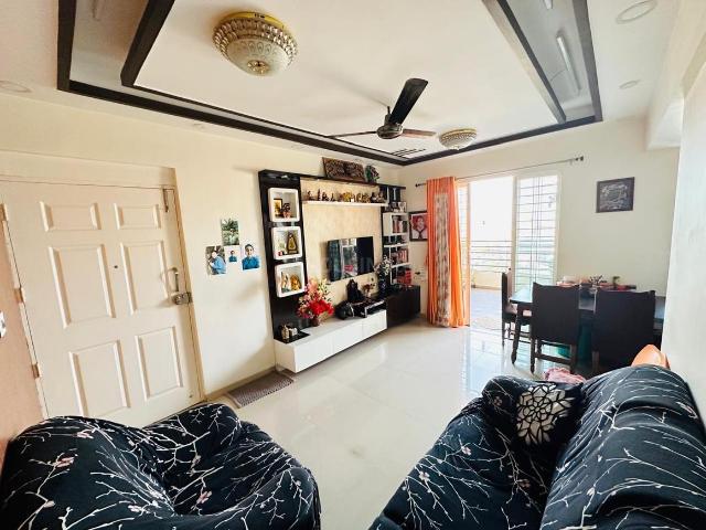 3 BHK Apartment in Rahatani for rent Pune. The reference number is 20620793