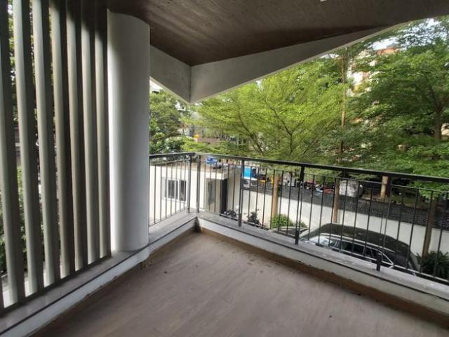 3 BHK Apartment in Raja Annamalai Puram for resale Chennai. The reference number is 20218070