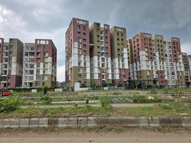 3 BHK Apartment in Rajarhat for rent Kolkata. The reference number is 20308162