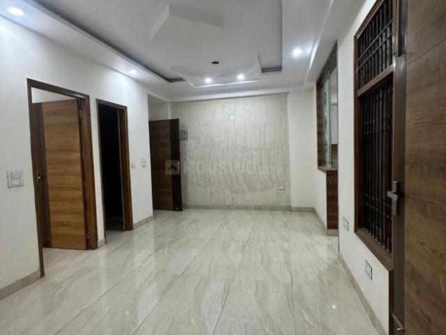 3 BHK Apartment in Rajendra Nagar for resale Ghaziabad. The reference number is 20123960