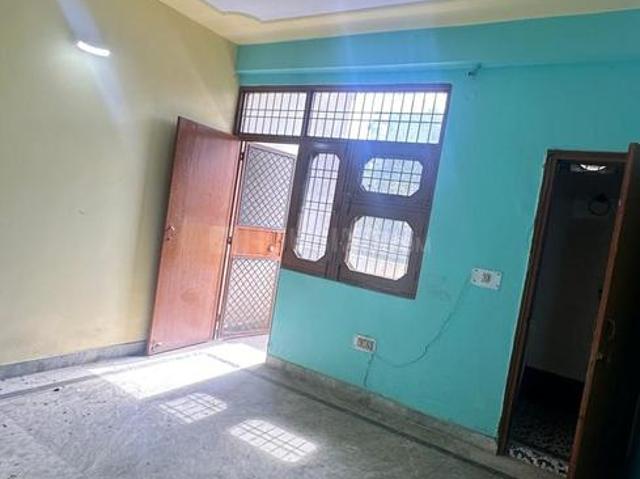 3 BHK Apartment in Rajendra Nagar for resale Ghaziabad. The reference number is 20314104