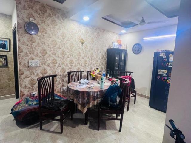 3 BHK Apartment in Rajendra Nagar for resale Ghaziabad. The reference number is 20329182
