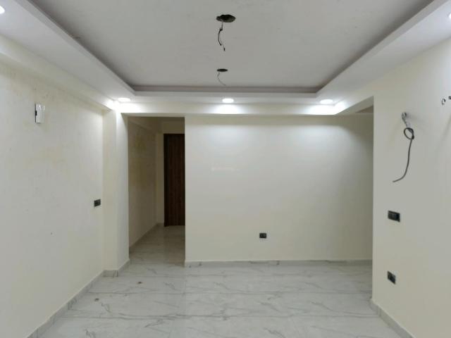 3 BHK Apartment in Rajpur Khurd Village for resale New Delhi. The reference number is 18339211