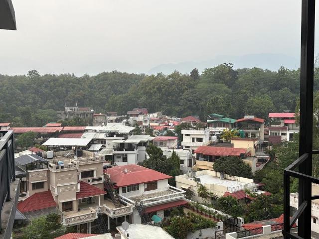 3 BHK Apartment in Rajpur Road for rent Dehradun. The reference number is 20988122