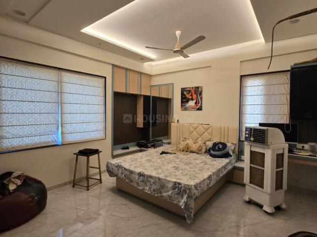 3 BHK Apartment in Ram Nagar for rent Nagpur. The reference number is 20536773