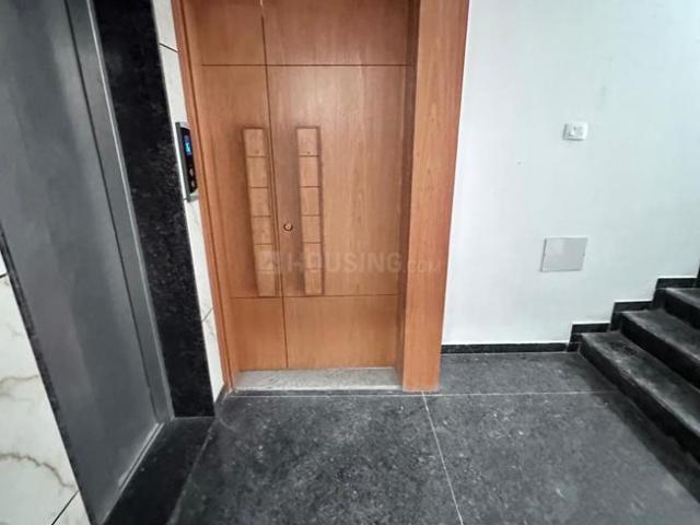3 BHK Apartment in Ram Nagar for rent Nagpur. The reference number is 21010273