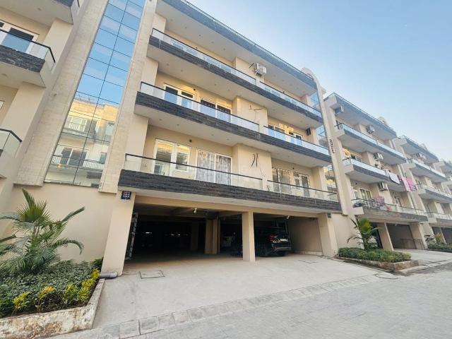 3 BHK Apartment in Ramgarh Bhudda for rent Zirakpur. The reference number is 20742954