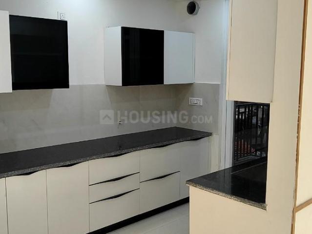 3 BHK Apartment in Ramgarh Bhudda for resale Zirakpur. The reference number is 19061641