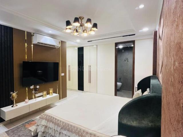 3 BHK Apartment in Ramgarh Bhudda for resale Zirakpur. The reference number is 19596120