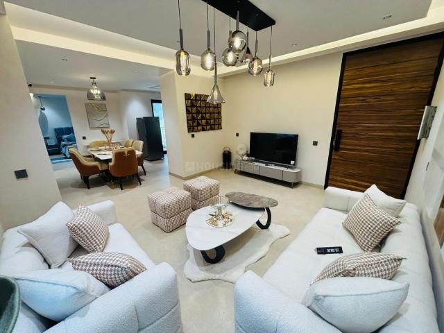 3 BHK Apartment in Ramgarh Bhudda for resale Zirakpur. The reference number is 19831286