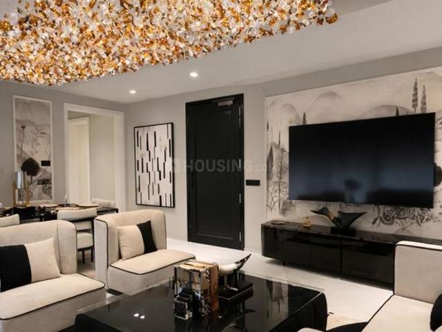 3 BHK Apartment in Ramgarh Bhudda for resale Zirakpur. The reference number is 19963646