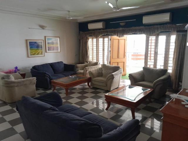 3 BHK Apartment in Ramdev Nagar for rent Ahmedabad. The reference number is 20368426