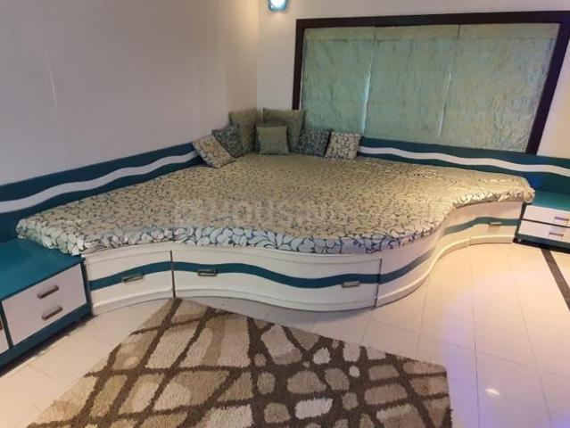 3 BHK Apartment in Ramdev Nagar for rent Ahmedabad. The reference number is 21004437