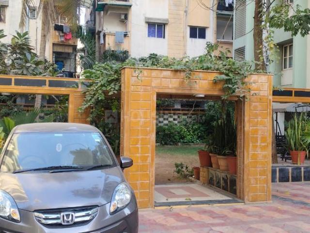 3 BHK Apartment in Ramdev Nagar for resale Ahmedabad. The reference number is 19128855