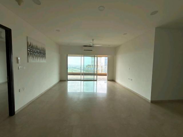 3 BHK Apartment in Worli for rent Mumbai. The reference number is 18870970