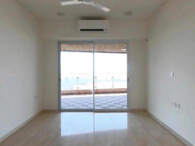 3 BHK Apartment in Worli for rent Mumbai. The reference number is 18900439