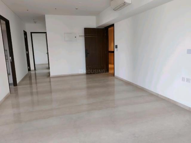 3 BHK Apartment in Worli for rent Mumbai. The reference number is 18944811