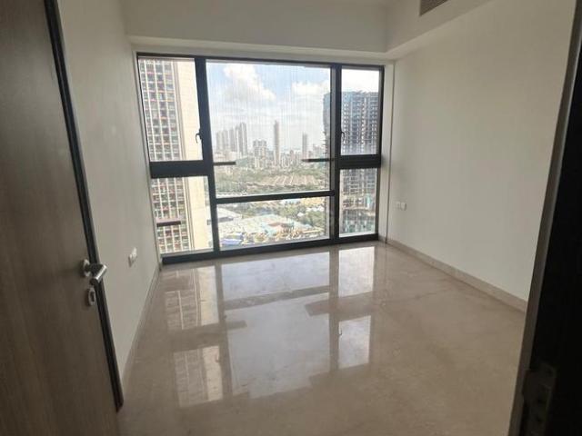 3 BHK Apartment in Worli for resale Mumbai. The reference number is 20304159