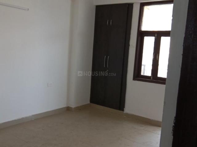 3 BHK Apartment in Wave City for rent Ghaziabad. The reference number is 20067030